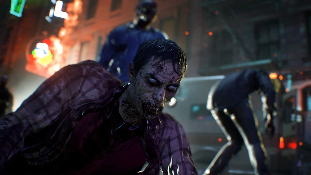 Resident Evil 3 街頭喪屍群，背景有霓虹與車輛