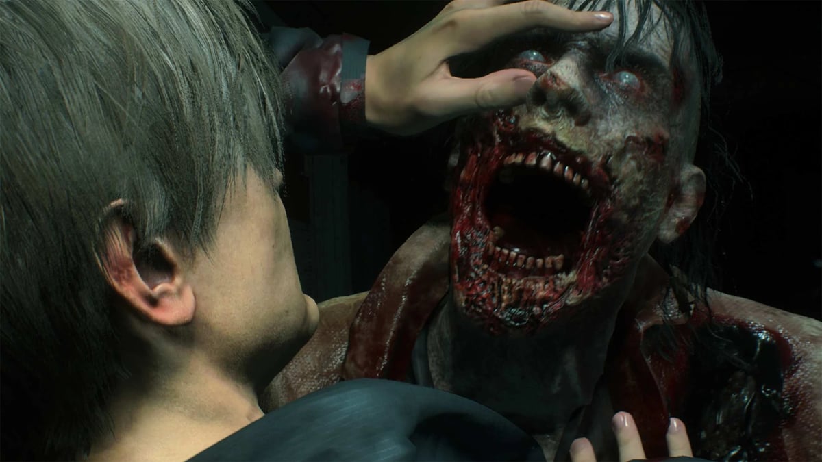 Resident Evil 2 里昂近距離對上張嘴的喪屍