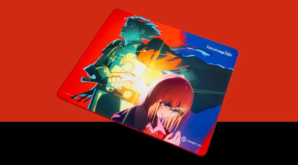 Fate/strange Fake 滑鼠墊斜放視角