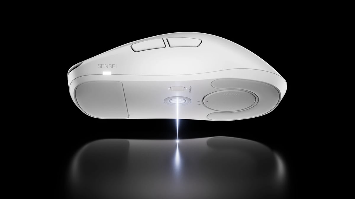SteelSeries Sensei Pro 底殼、光學感測器與 PTFE 腳墊