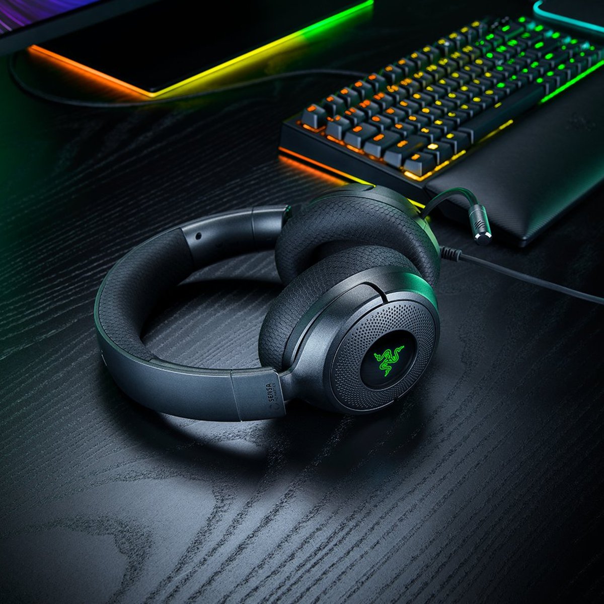 Razer Kraken V4 X Sensa HD Haptics 有線觸覺遊戲耳機